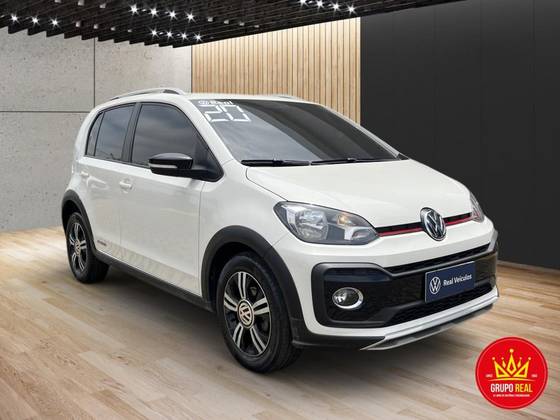 VOLKSWAGEN UP 1.0 170 TSI TOTAL FLEX XTREME 4P MANUAL